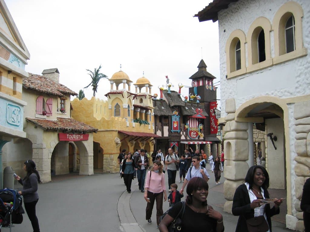 Parc Astérix, 2 jours et 1 nuit, Plailly, France
